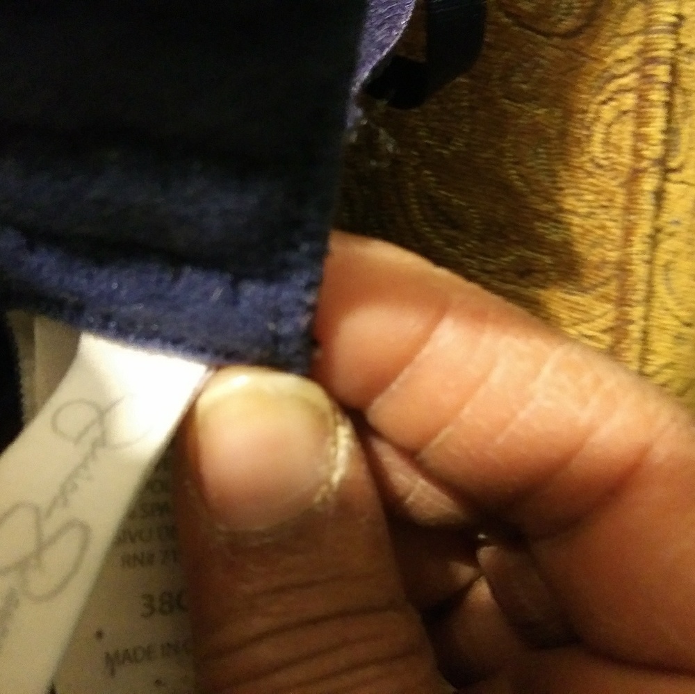 Clothes - Picture 8 of 8